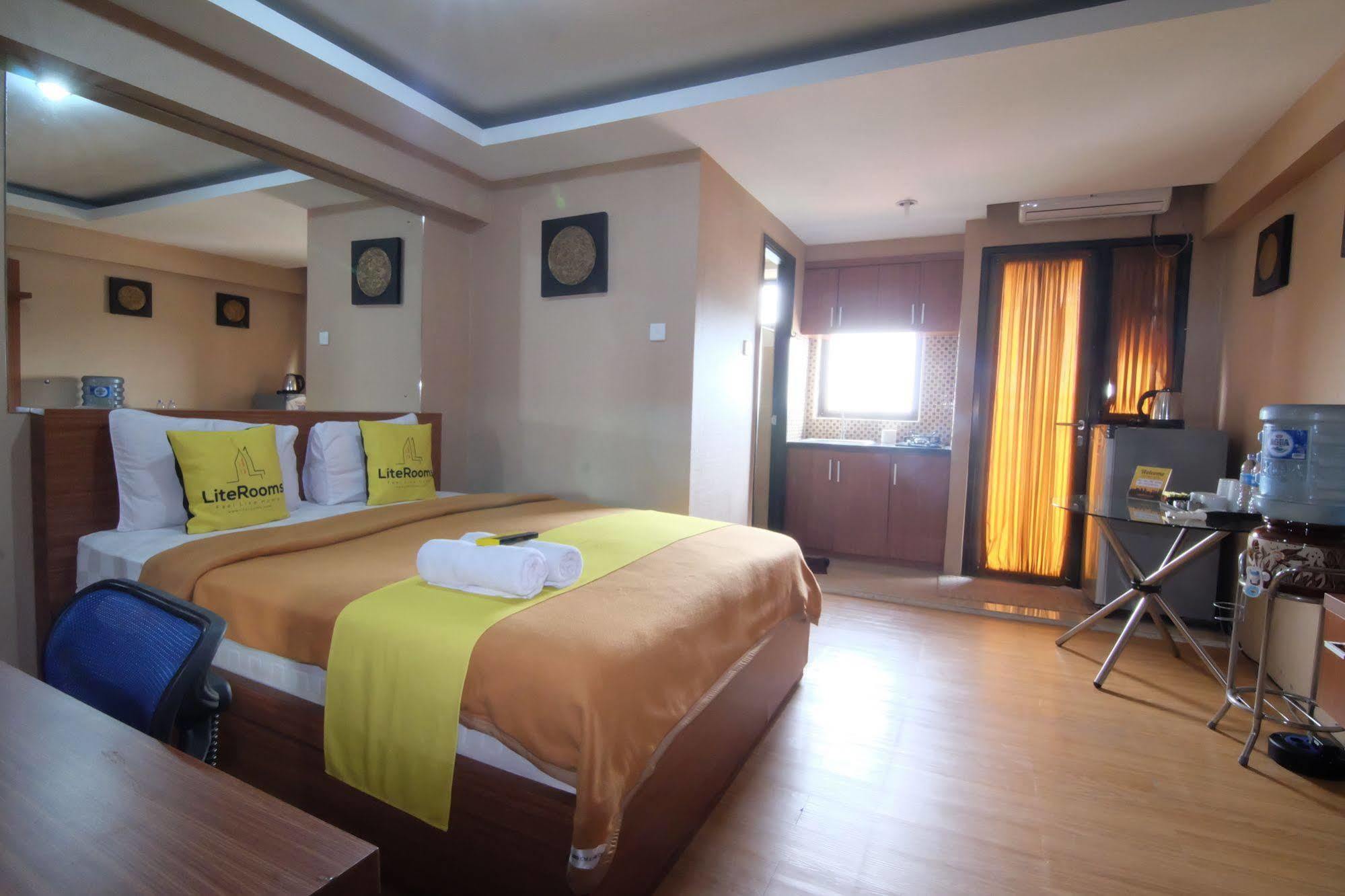 Literooms Kebagusan Jacarta Exterior foto